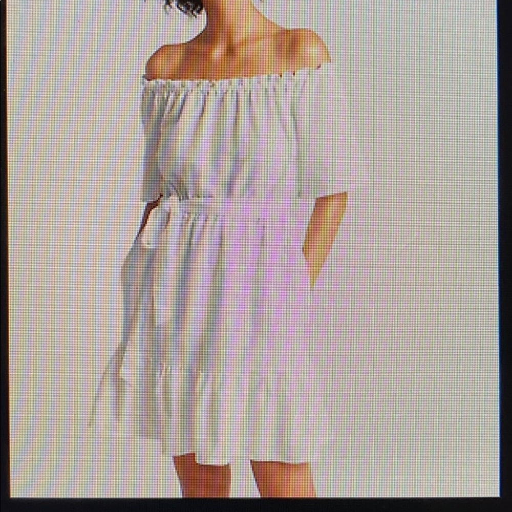 Off-shoulder ruffle dress white linen-cotton